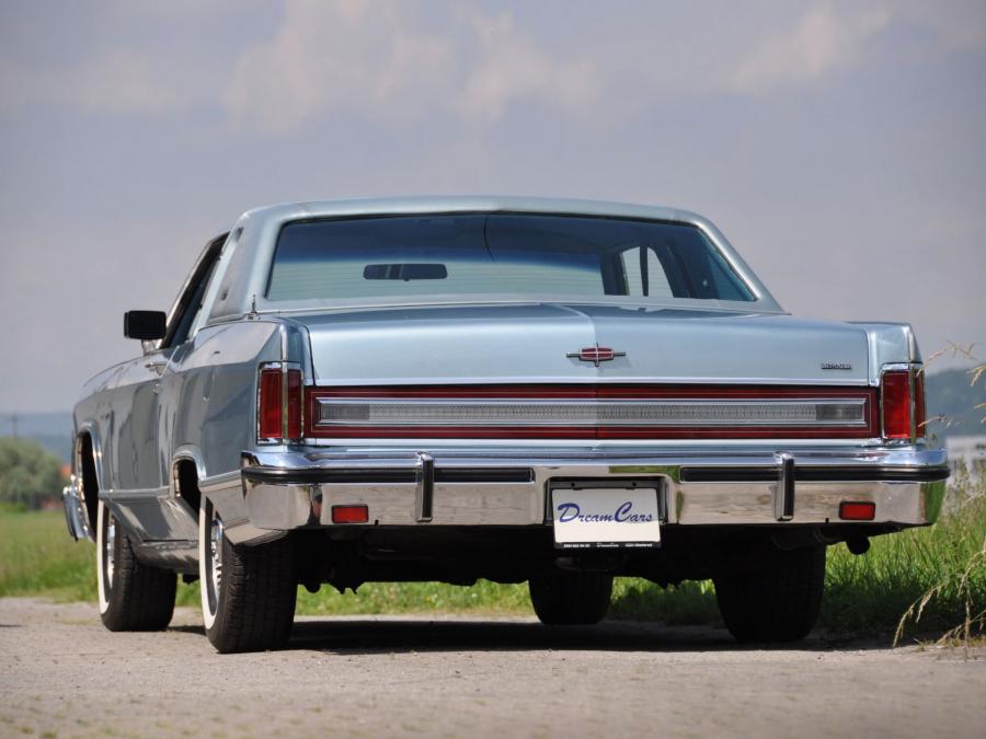  Lincoln Continental Town Coupe 1979 года  (фото 2 из 8)